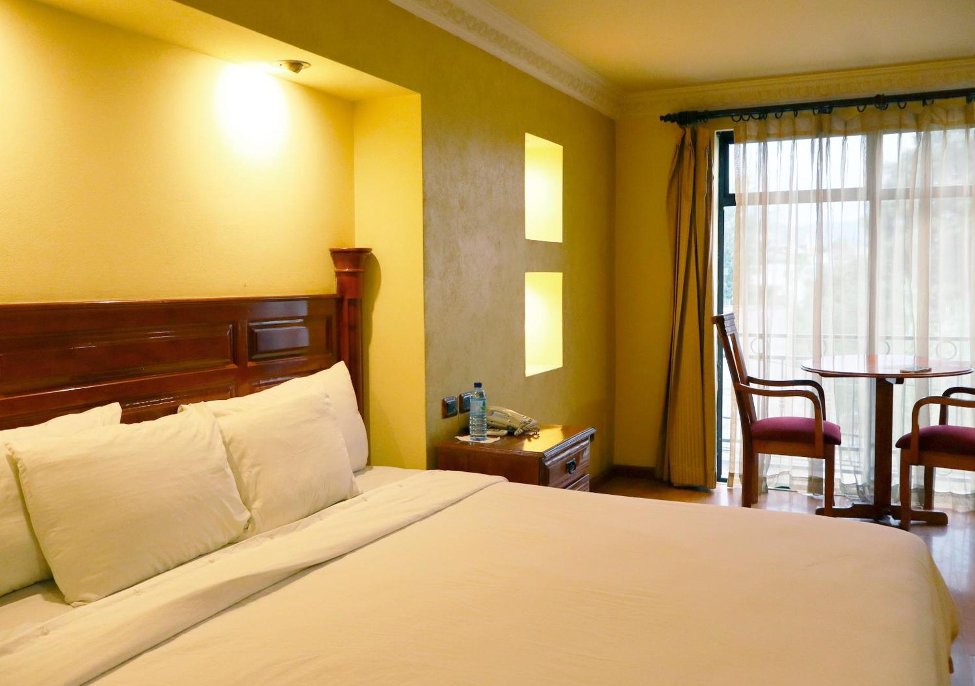 Hotel Ruinas Resort 韦韦特南戈 外观 照片